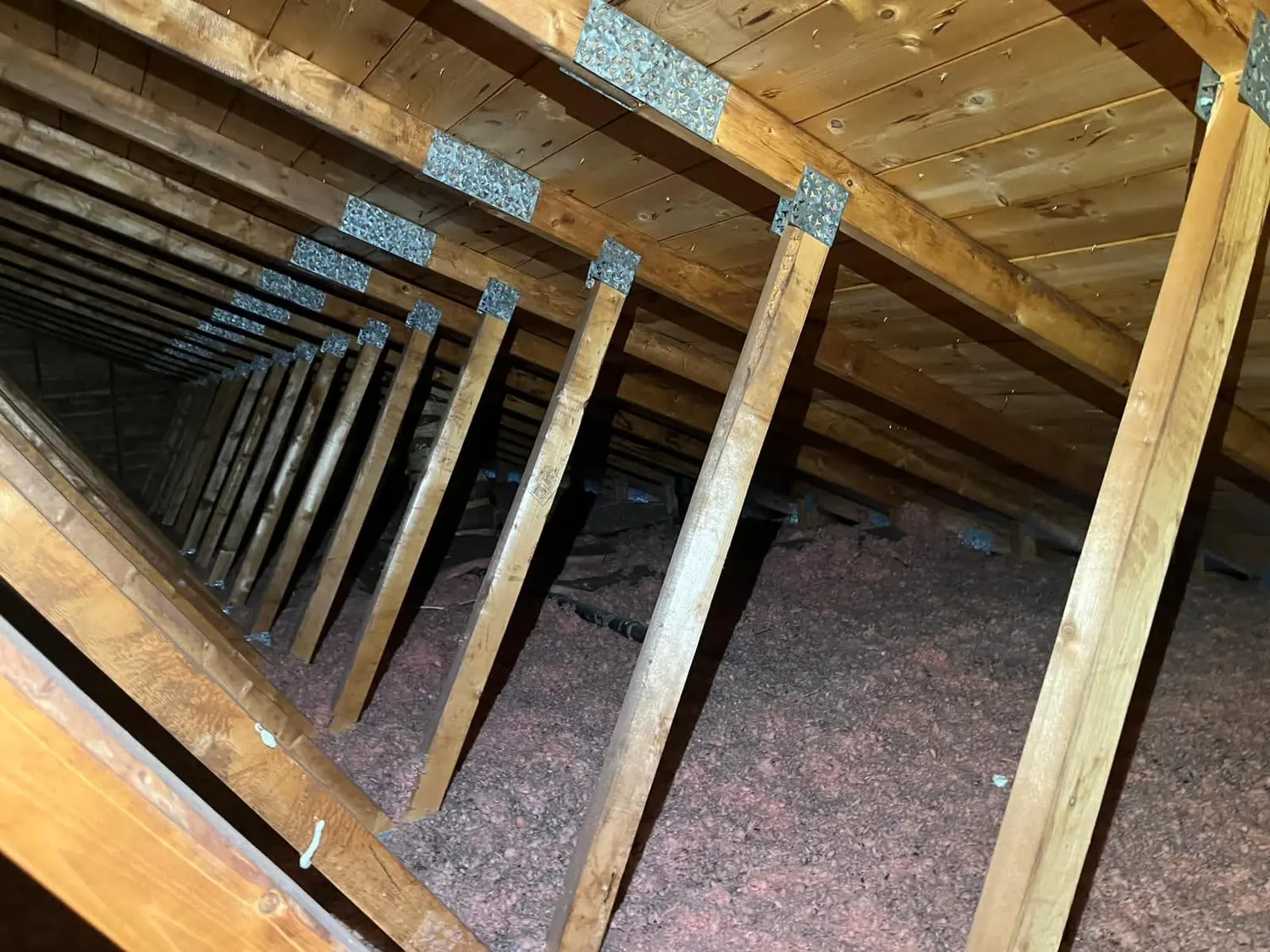 Photo de réalisation — Retrait de l’ancienne isolation et remise à niveau